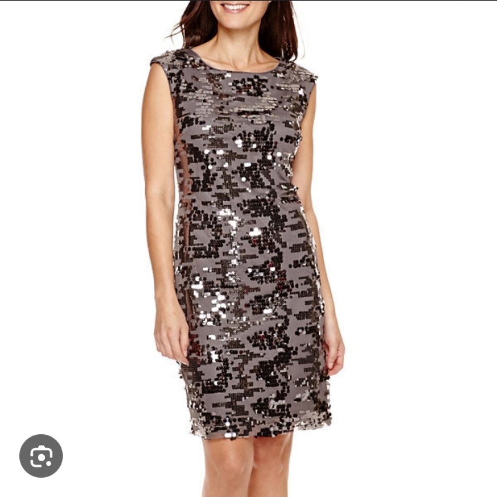 NWT.Studio 17 Black and Silver Sequin Mini Dress.Pit To Pit 18," Length 33"